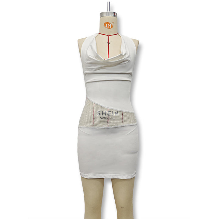 Dame Figurtilpasset Minikjole med elegant Halterneck og raffineret Drapering Mirla-Eva Jonsson
