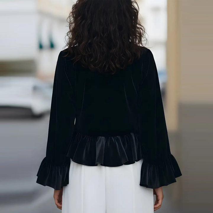Dame Flödande topp med volangdetaljer och långa ärmar Mirla-Eva Jonsson