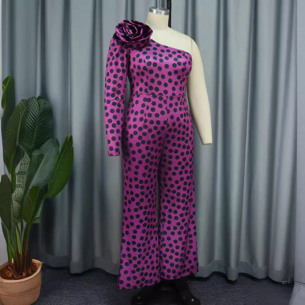 Dame Glamoröst Jumpsuit med asymmetrisk design och volangdetalj Mirla-Eva Jonsson