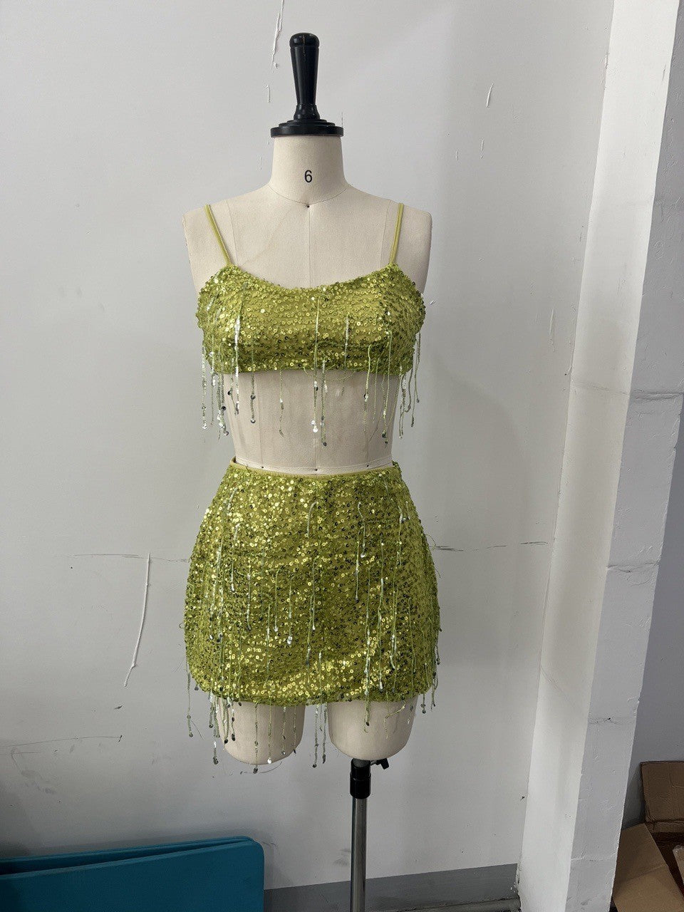 Dame Glittrande Crop-Topp och Minikjol-Set med Fransar Mirla-Eva Jonsson