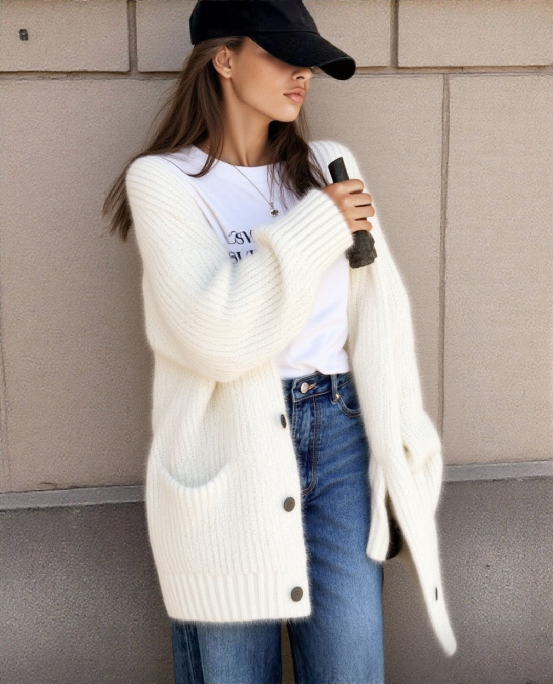 Dame Grovstickad Cardigan med unika strukturmönster och praktiska fickor Eva Jonsson-Eva Jonsson