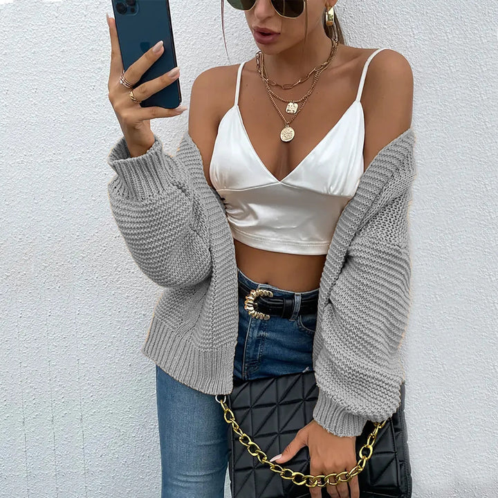 Dame Grovstickjacka med vid passform och mjuka ärmar Eva Jonsson-Eva Jonsson