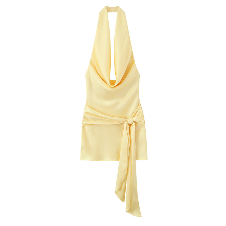 Dame Halter-top med elegant inpackningsdesign och flytande tyg Mirla-Eva Jonsson