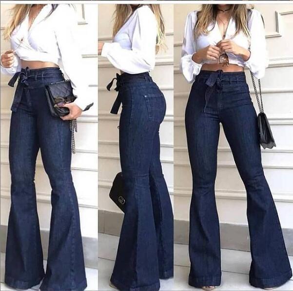 Dame Högt skurna Flared Jeans med stiligt bälte och fransad fåll Mirla-Eva Jonsson