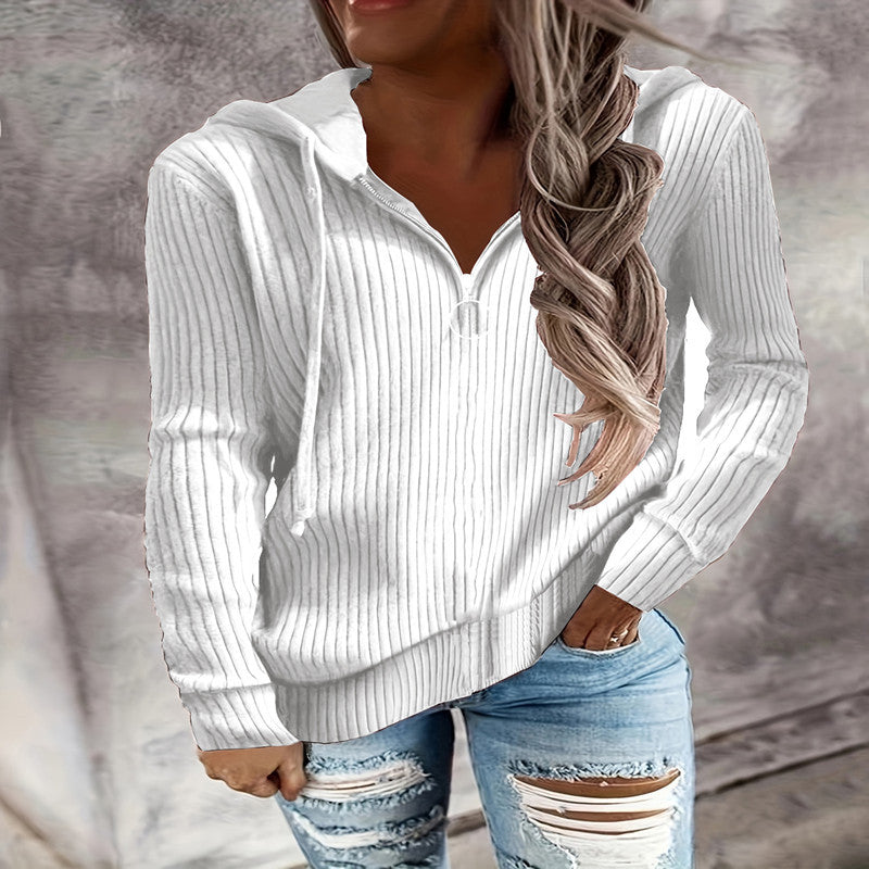 Dame Hoodie med dragkedja och avslappnad ribbad stickdesign Mirla-Eva Jonsson