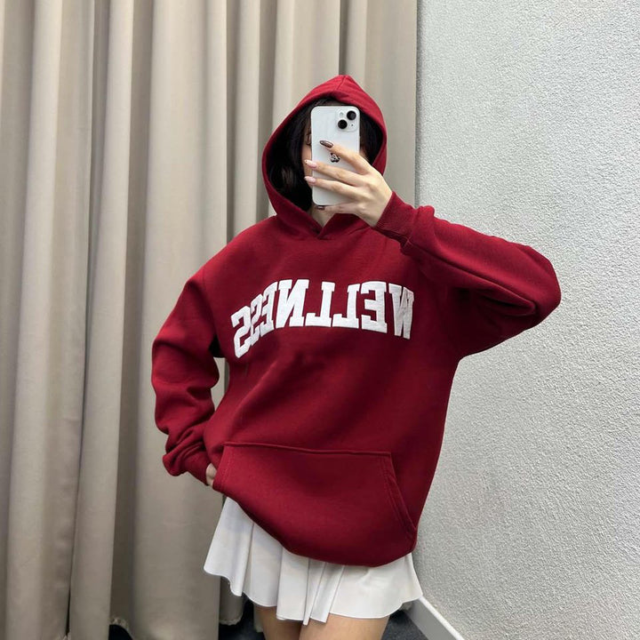 Dame Hoodie med stort logotyp och känguruficka Mirla-Eva Jonsson
