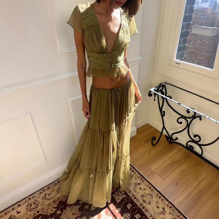 Dame Lätt Maxiklänning med eleganta volanger och transparent utseende Mirla-Eva Jonsson