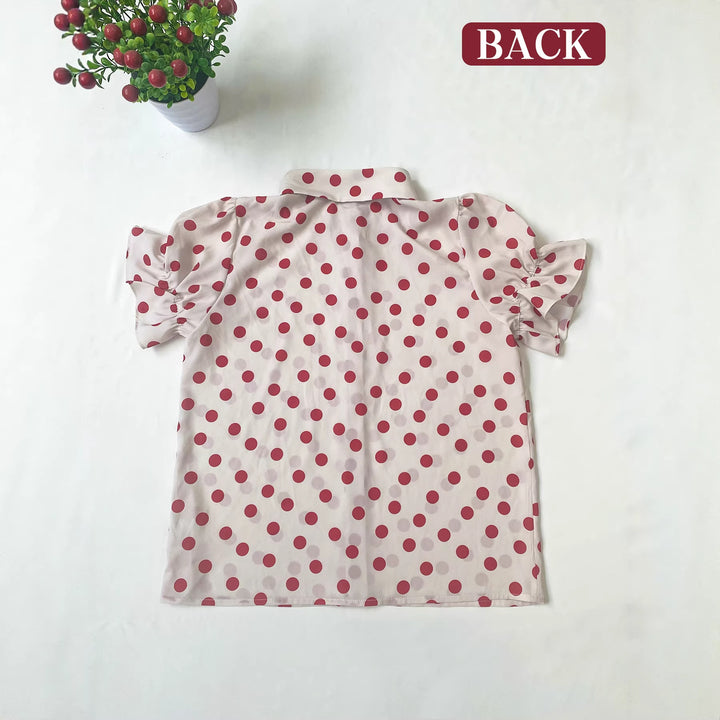 Dame Lätt blus med volangärm och prickdesign Mirla-Eva Jonsson