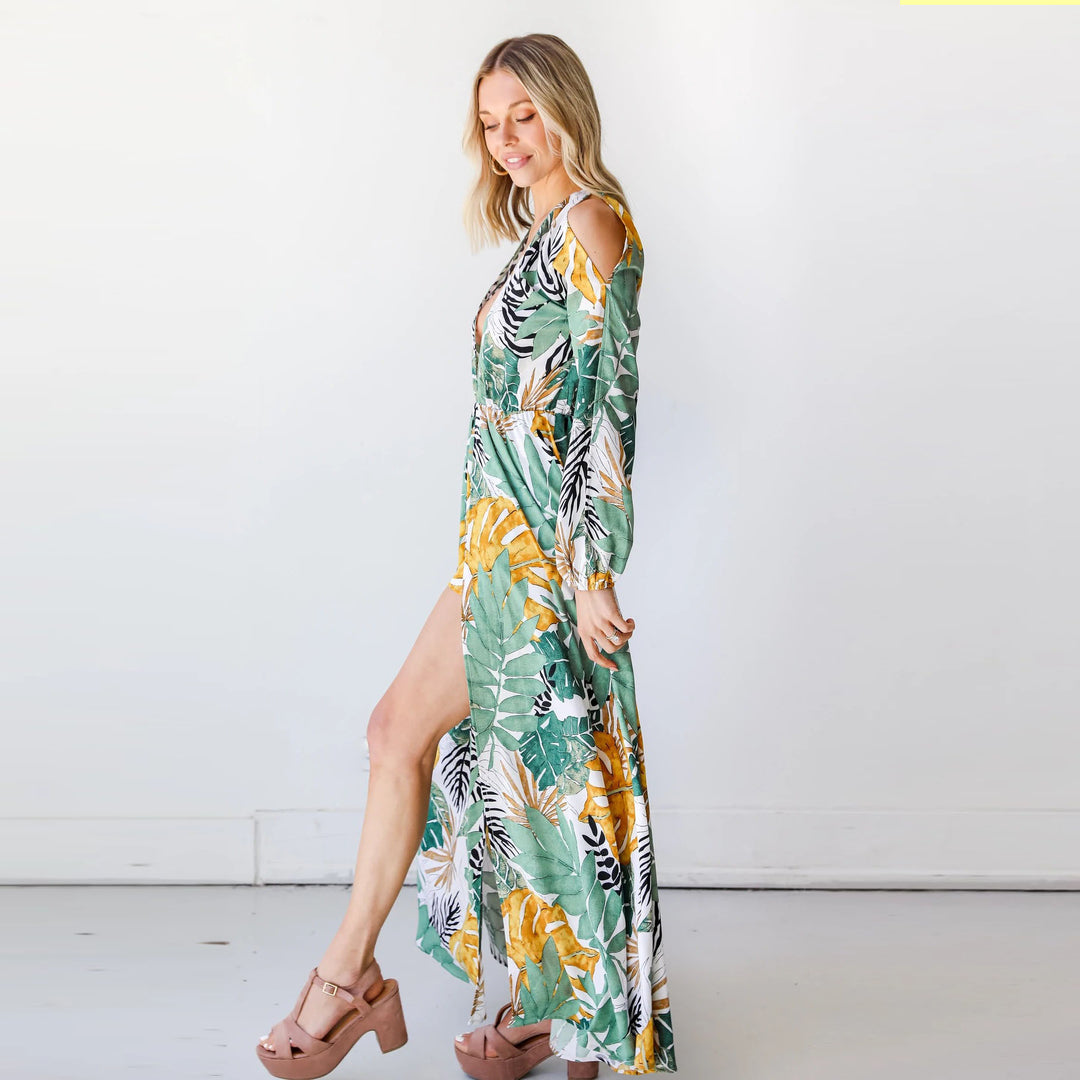 Dame Maxi-Kaftan med blommönster och djup halsringning Mirla-Eva Jonsson