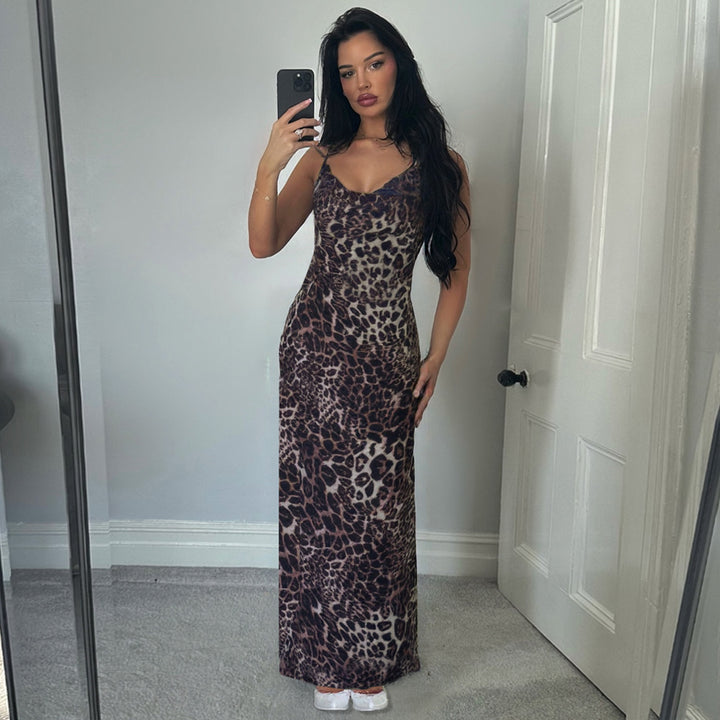 Dame Maxi Klänning med elegant leopardmönster och smala axelremmar Mirla-Eva Jonsson