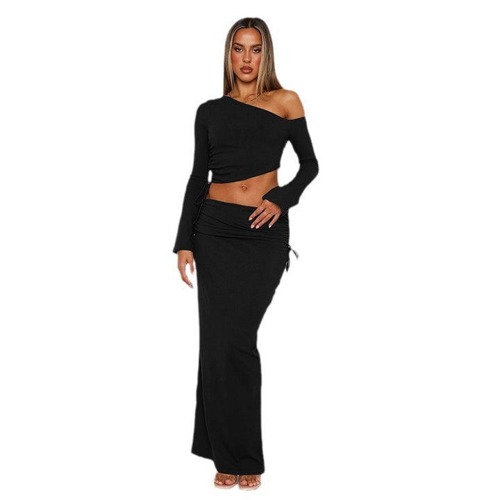 Dame Maxi-dress med asymmetrisk skärning och elegant drapering Mirla-Eva Jonsson
