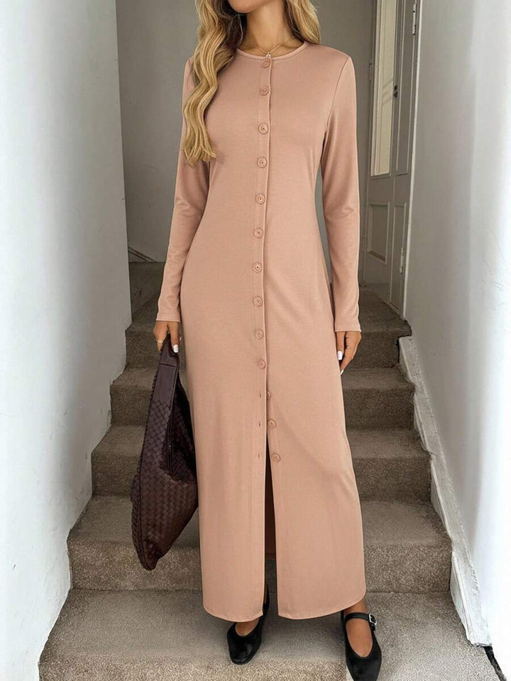 Dame Maxi-klänning med knapplist och långärmad design Mirla-Eva Jonsson