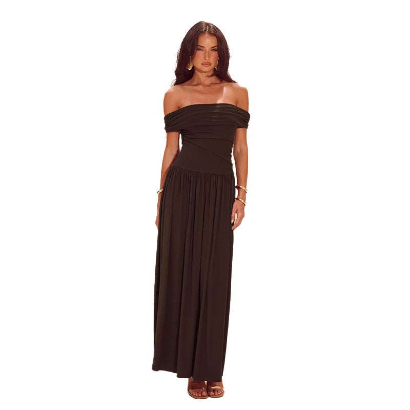 Dame Maxi-klänning med off-shoulder design och eleganta draperingar Mirla-Eva Jonsson