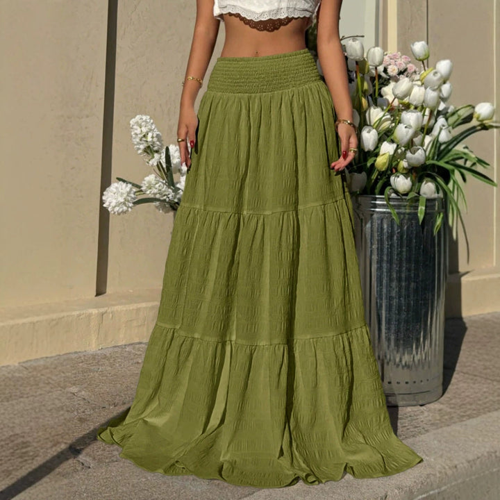 Dame Maxikjol i avslappnad boho-stil med voluminösa nivåer Mirla-Eva Jonsson