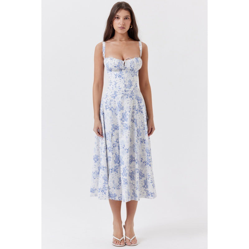 Dame Maxiklänning med blommönster och elegant slits Mirla-Eva Jonsson
