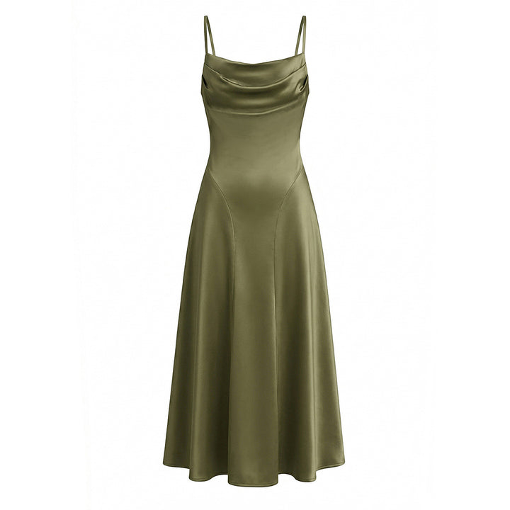 Dame Maxiklänning med elegant drapering och fin satinfinish Mirla-Eva Jonsson