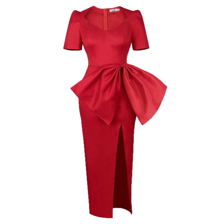 Dame Maxiklänning med elegant drapering och voluminös kjol Mirla-Eva Jonsson
