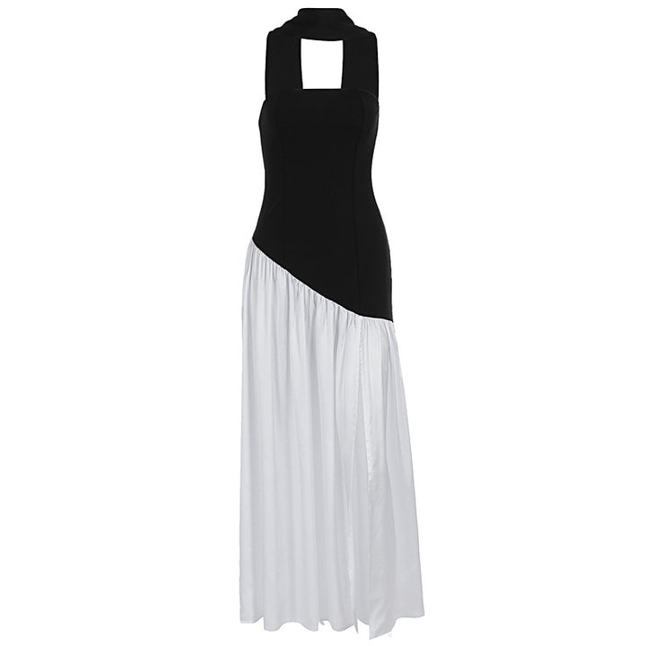 Dame Maxiklänning med elegant off-shoulder design och asymmetrisk skärning Mirla-Eva Jonsson