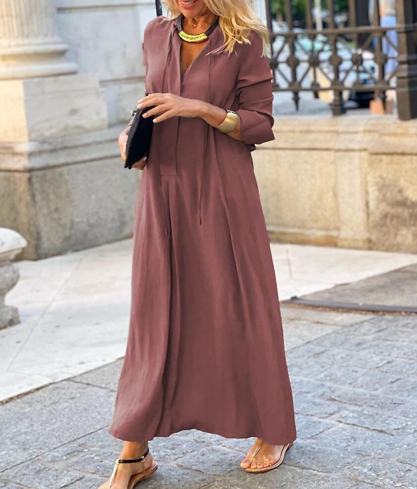Dame Maxiklänning med elegant skärning och praktiska detaljer Eva Jonsson-Eva Jonsson