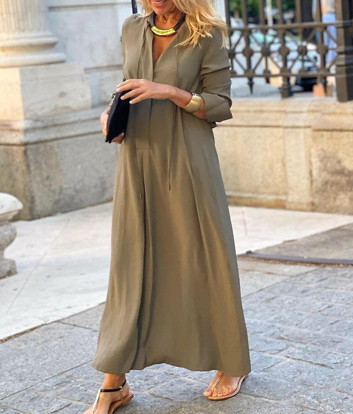 Dame Maxiklänning med elegant skärning och praktiska detaljer Eva Jonsson-Eva Jonsson