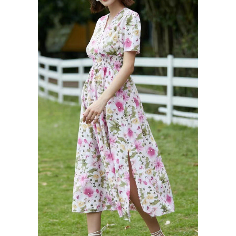 Dame Maxiklänning med flytande skärning och blommig design Mirla-Eva Jonsson