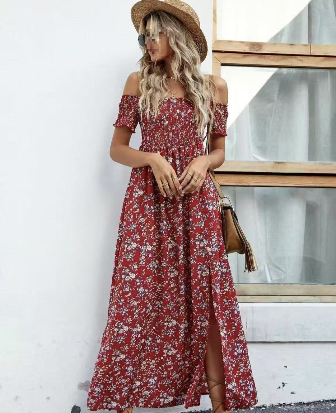 Dame Maxiklänning med off-shoulder silhuett och blommig design Eva Jonsson-Eva Jonsson