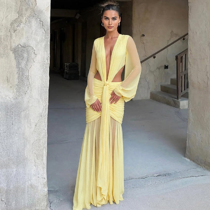 Dame Maxikleid mit raffinerade draperingar och djupt V-ringning Mirla-Eva Jonsson