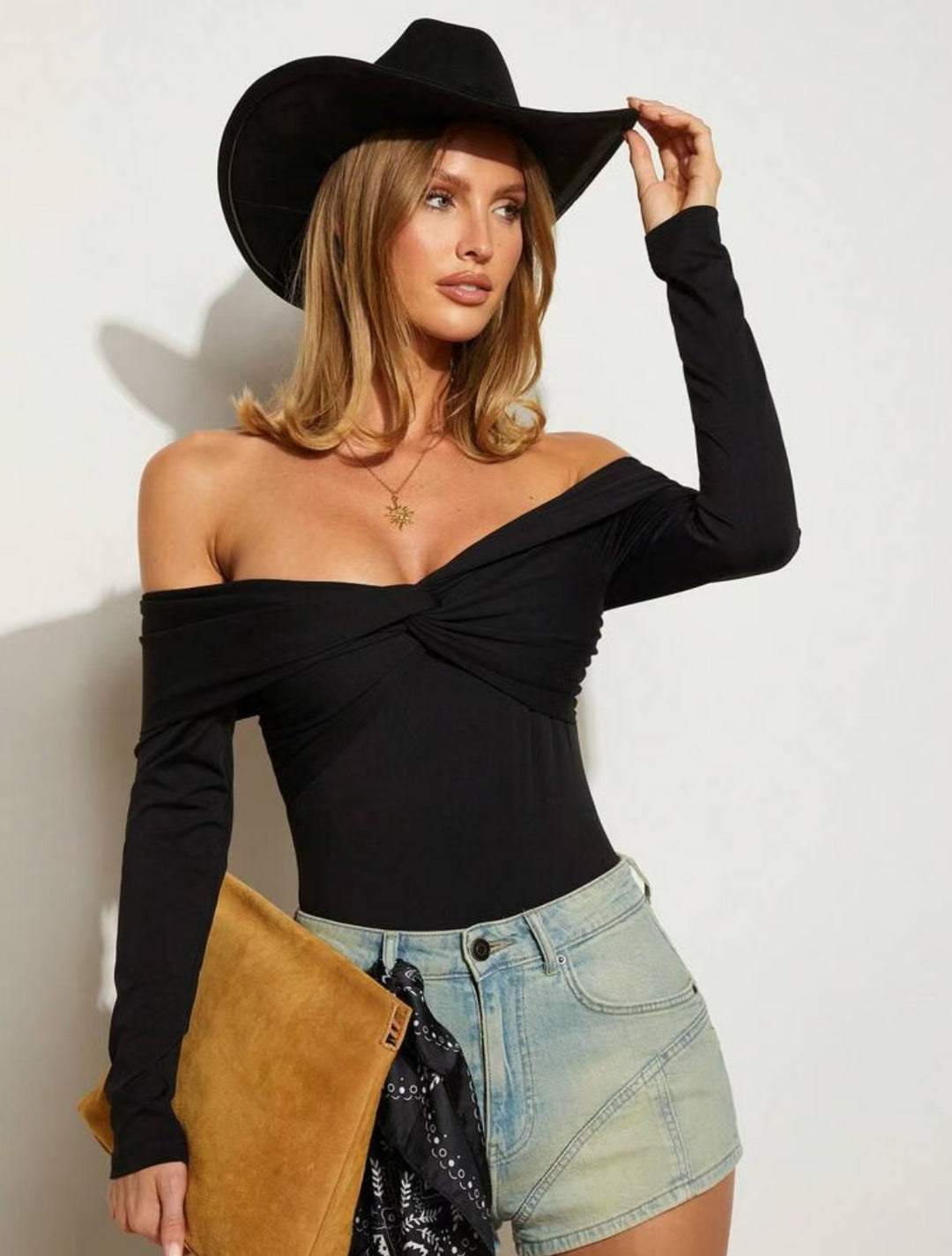 Dame Off-Shoulder Body med elegant Drapering Mirla-Eva Jonsson