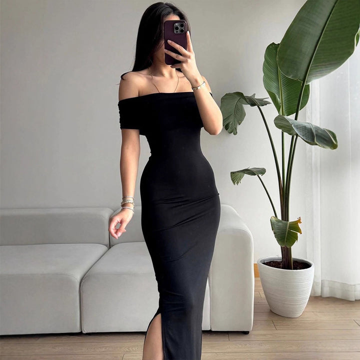 Dame Off-Shoulder Maxiklänning med raffinerade volangdetaljer Mirla-Eva Jonsson