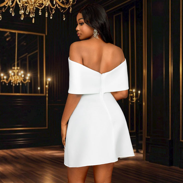 Dame Off-Shoulder Minikläning med Slipsdetalj Mirla-Eva Jonsson