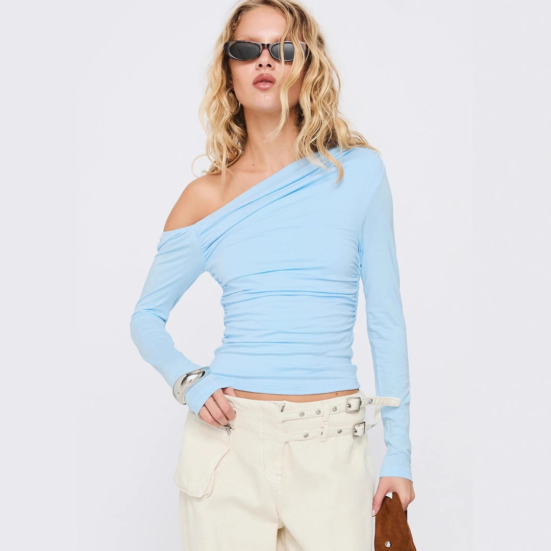 Dame Off-Shoulder Rynkatshirt med långa ärmar och elegant design Mirla-Eva Jonsson