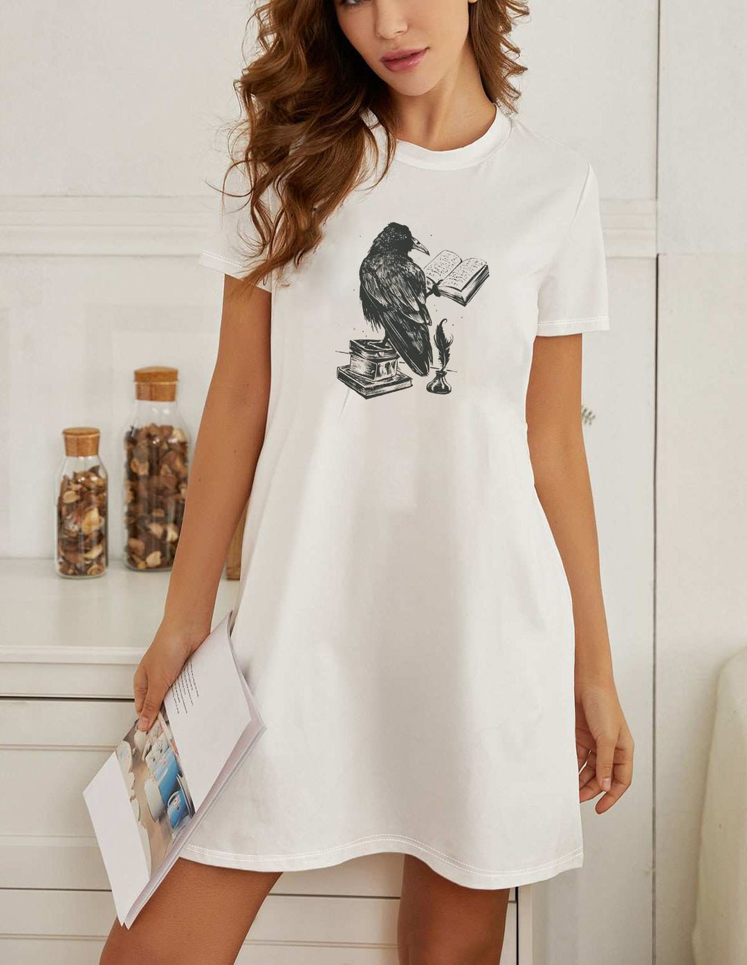 Dame Oversized T-shirt med inspirerande text och iögonfallande grafisk design Mirla-Eva Jonsson