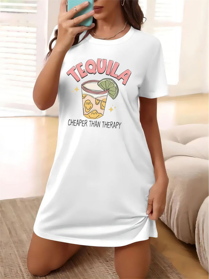 Dame Oversized T-shirt med inspirerande text och iögonfallande grafisk design Mirla-Eva Jonsson