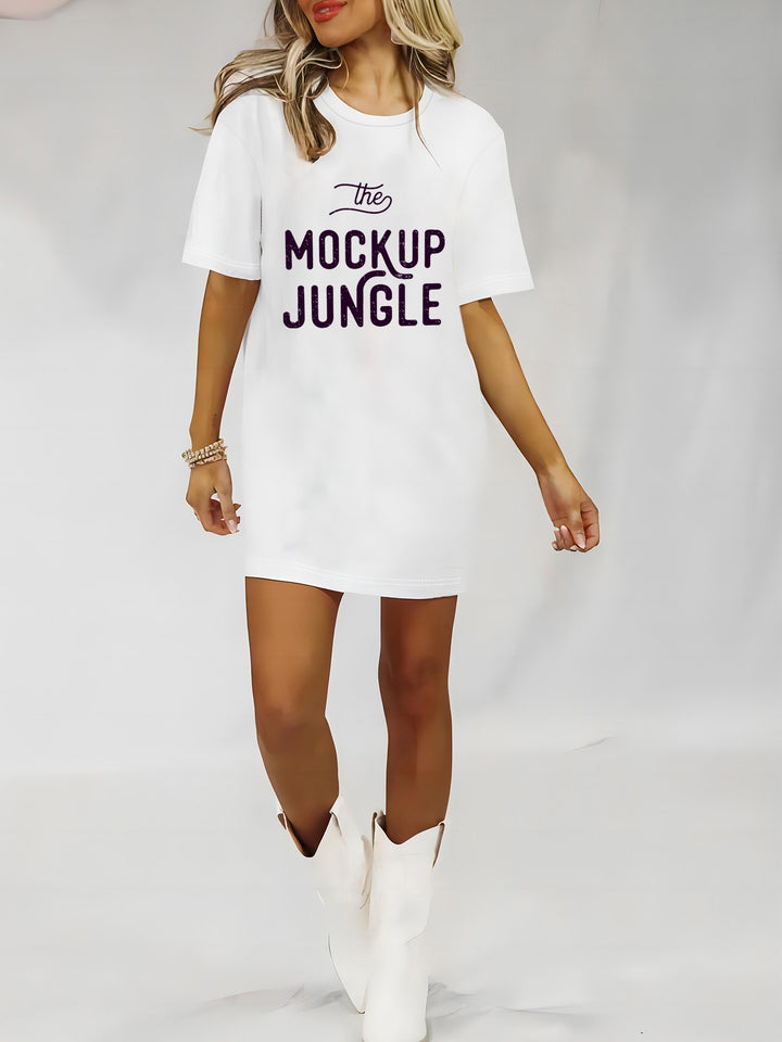 Dame Oversized T-shirt med inspirerande text och iögonfallande grafisk design Mirla-Eva Jonsson