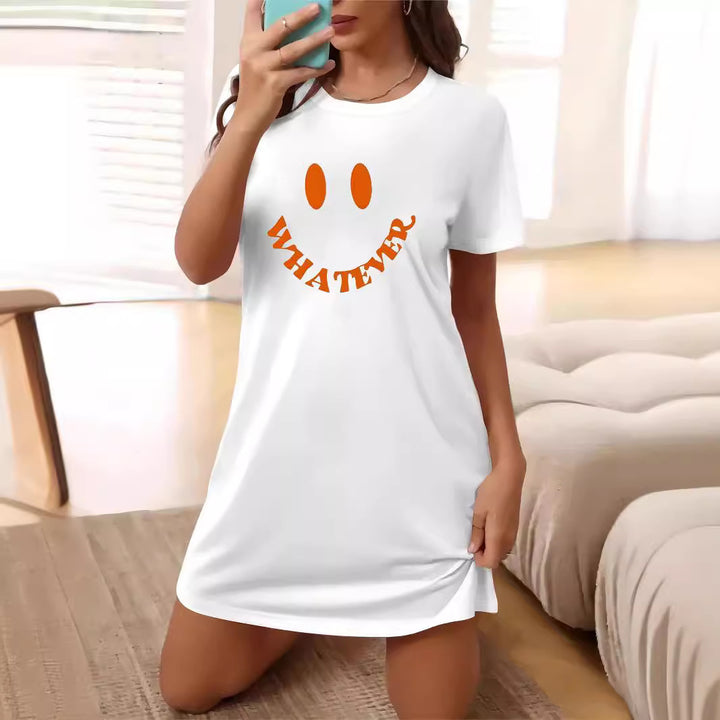 Dame Oversized T-shirt med inspirerande text och iögonfallande grafisk design Mirla-Eva Jonsson