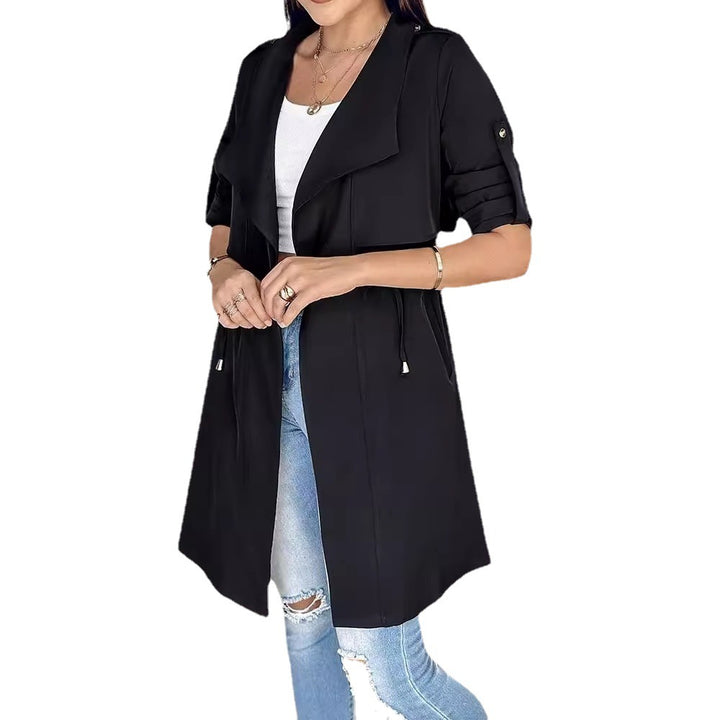 Dame Oversized Trenchcoat med möjligt midjeband och avslappnad passform Mirla-Eva Jonsson