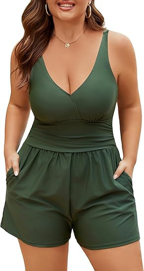 Dame Playsuit med djup V-ringning och sidofickor Mirla-Eva Jonsson
