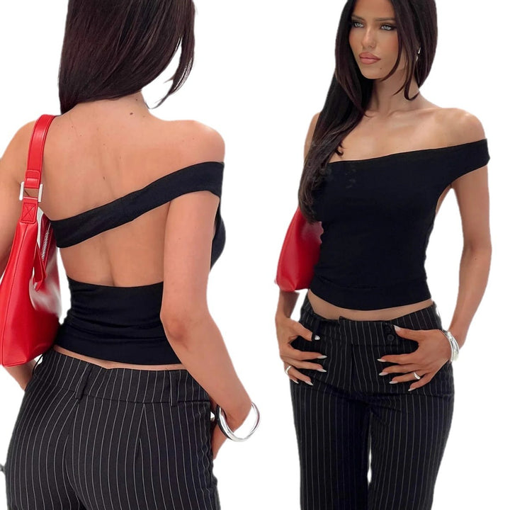 Dame Racerback Top med djup V-urringning och elegant halterdesign Mirla-Eva Jonsson