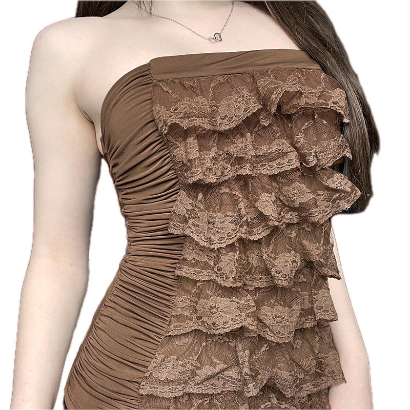 Dame Ruffle top with refined lace accents Mirla-Eva Jonsson