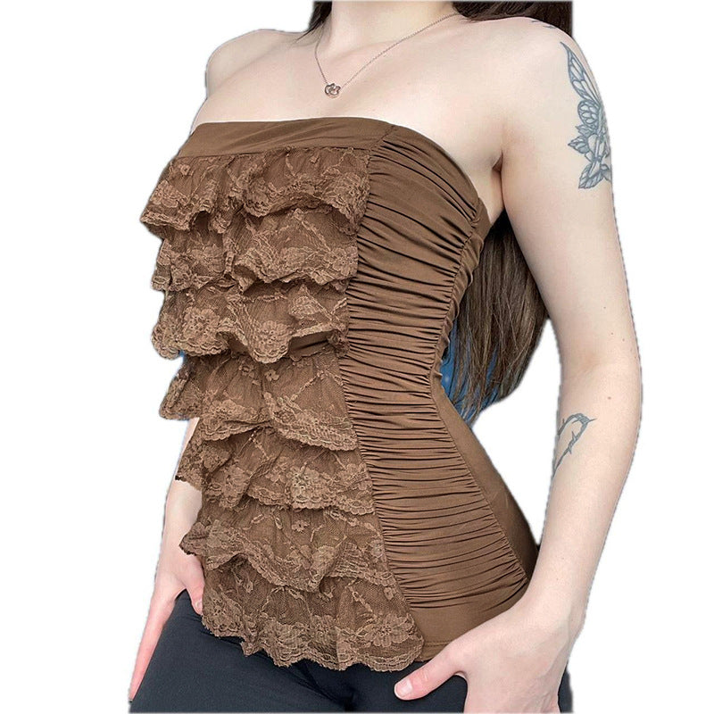 Dame Ruffle top with refined lace accents Mirla-Eva Jonsson