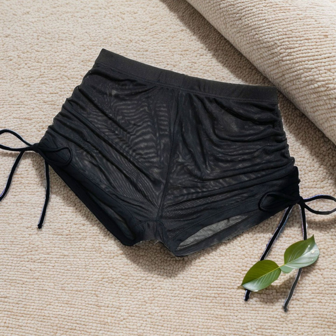 Dame Sportiga Rynkade shorts i genomskinligt material Mirla-Eva Jonsson