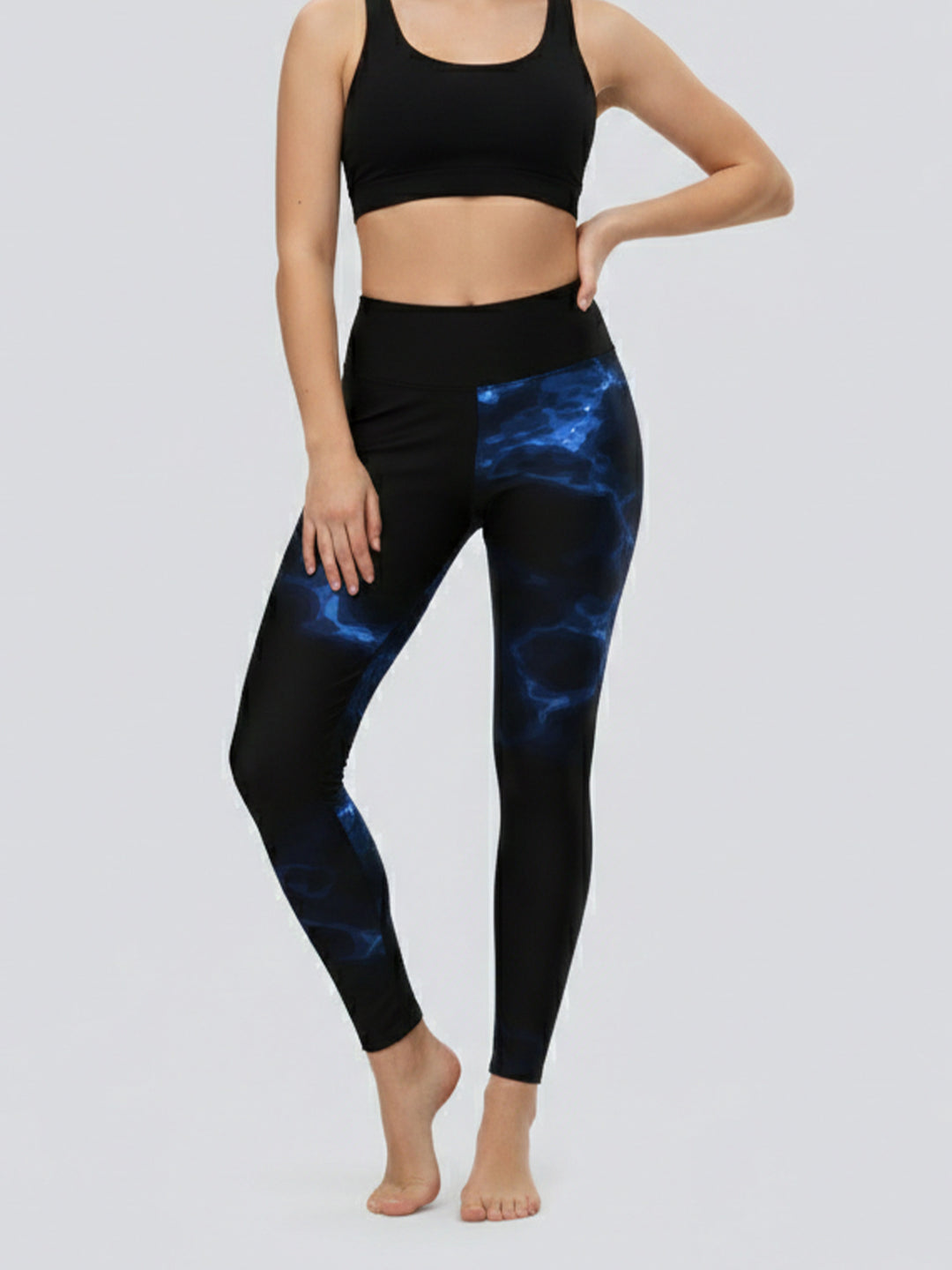 Dame Sportlegging med stiligt grafiskt design Mirla-Eva Jonsson
