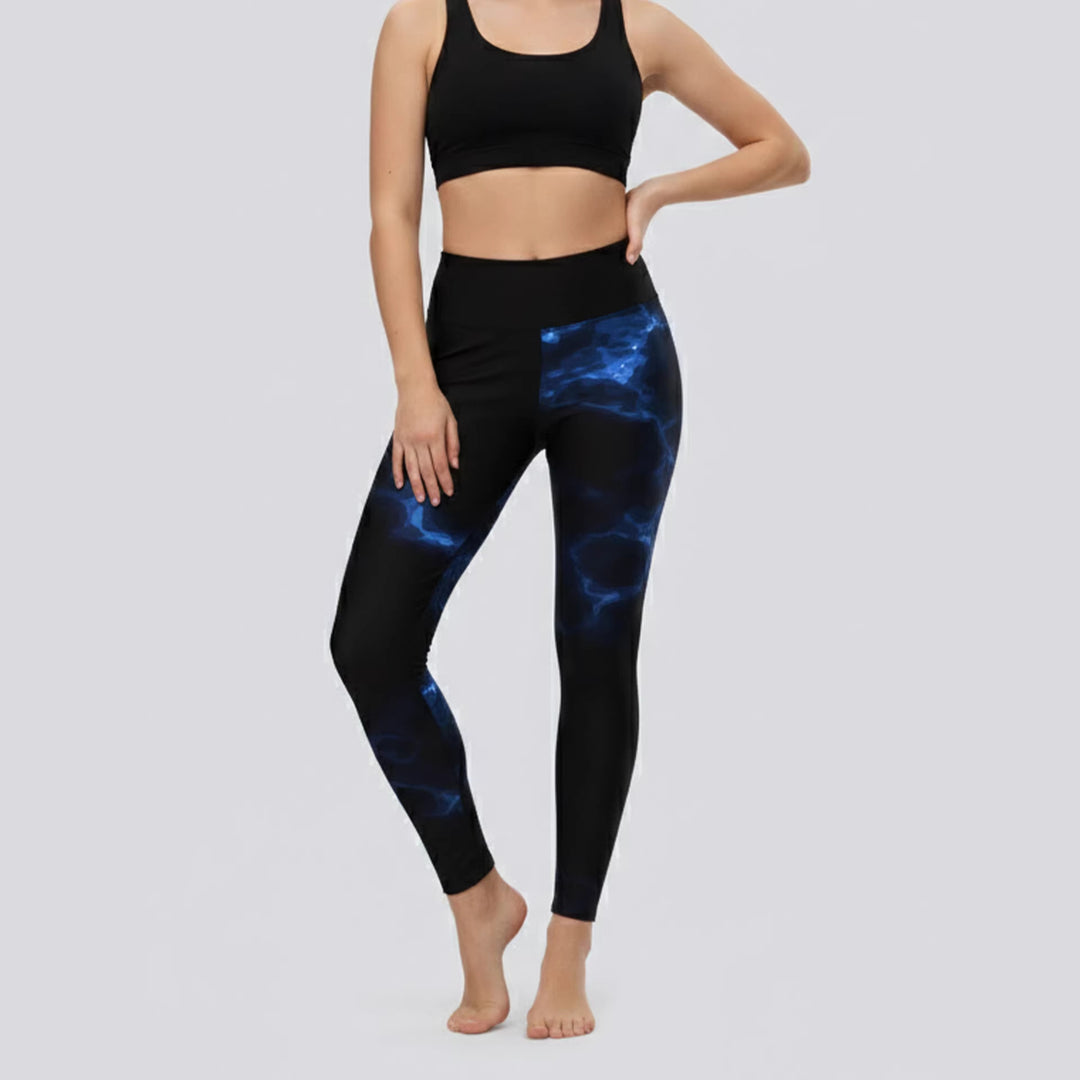 Dame Sportlegging med stiligt grafiskt design Mirla-Eva Jonsson