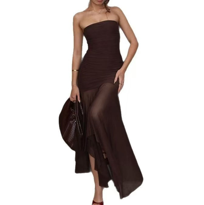 Dame Strapless Maxiklänning med elegant drapering och genomskinlig kjol Mirla-Eva Jonsson