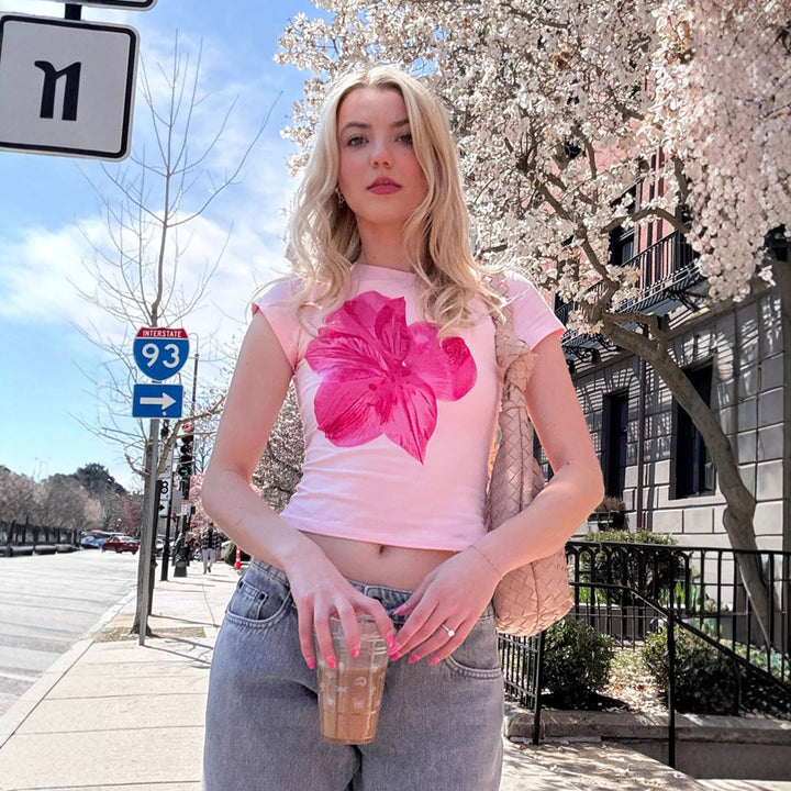 Dame T-shirt med blommigt tryck Mirla-Eva Jonsson