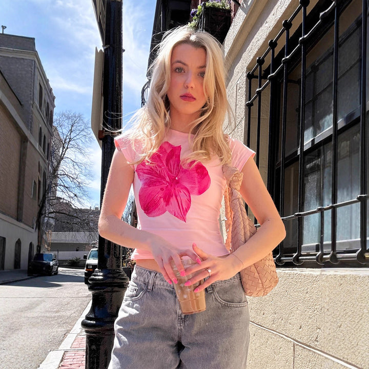 Dame T-shirt med blommigt tryck Mirla-Eva Jonsson