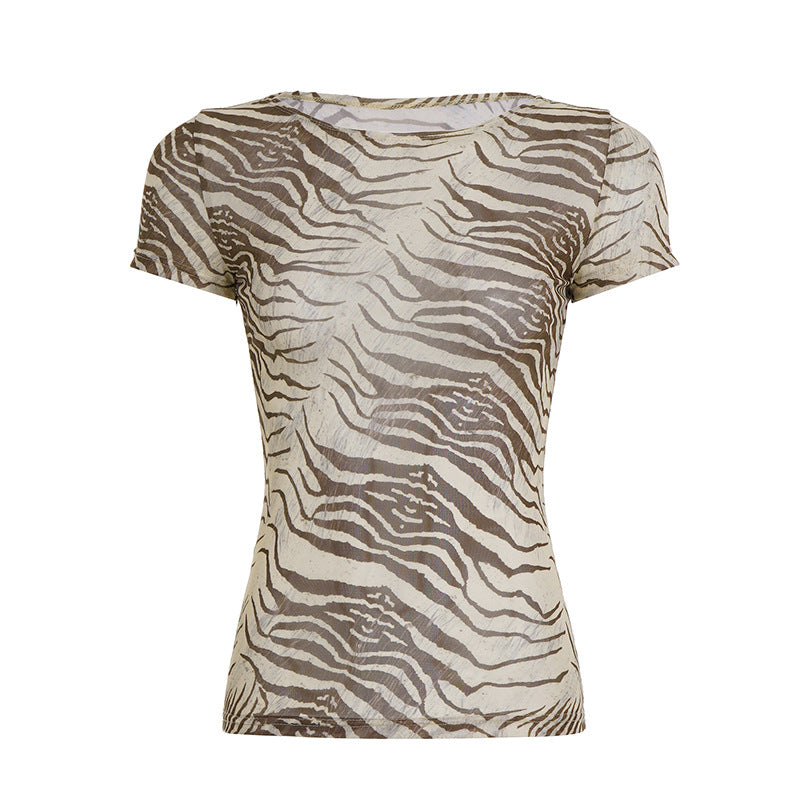 Dame T-shirt med dynamiskt zebramönster Mirla-Eva Jonsson