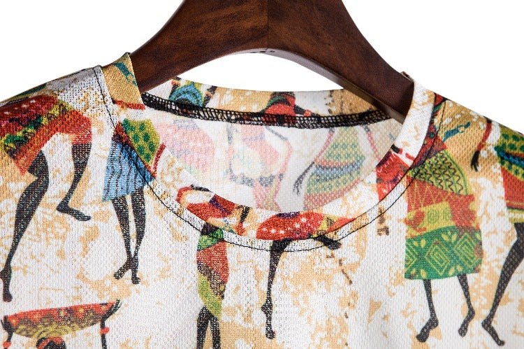 Dame T-shirt med kreativ, etnisk tryck Mirla-Eva Jonsson