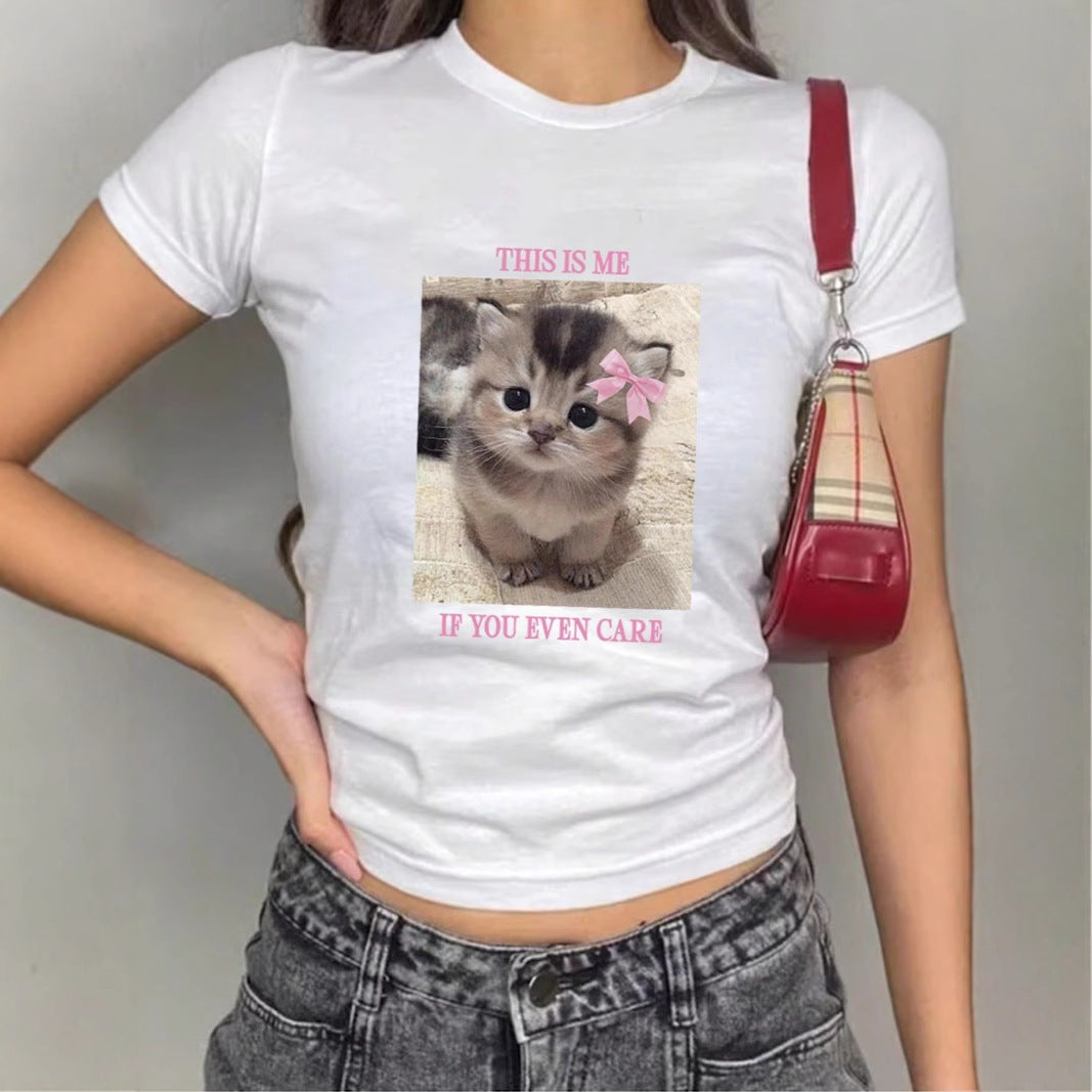 Dame T-shirt med kreativt djurmotiv och modern text Mirla-Eva Jonsson