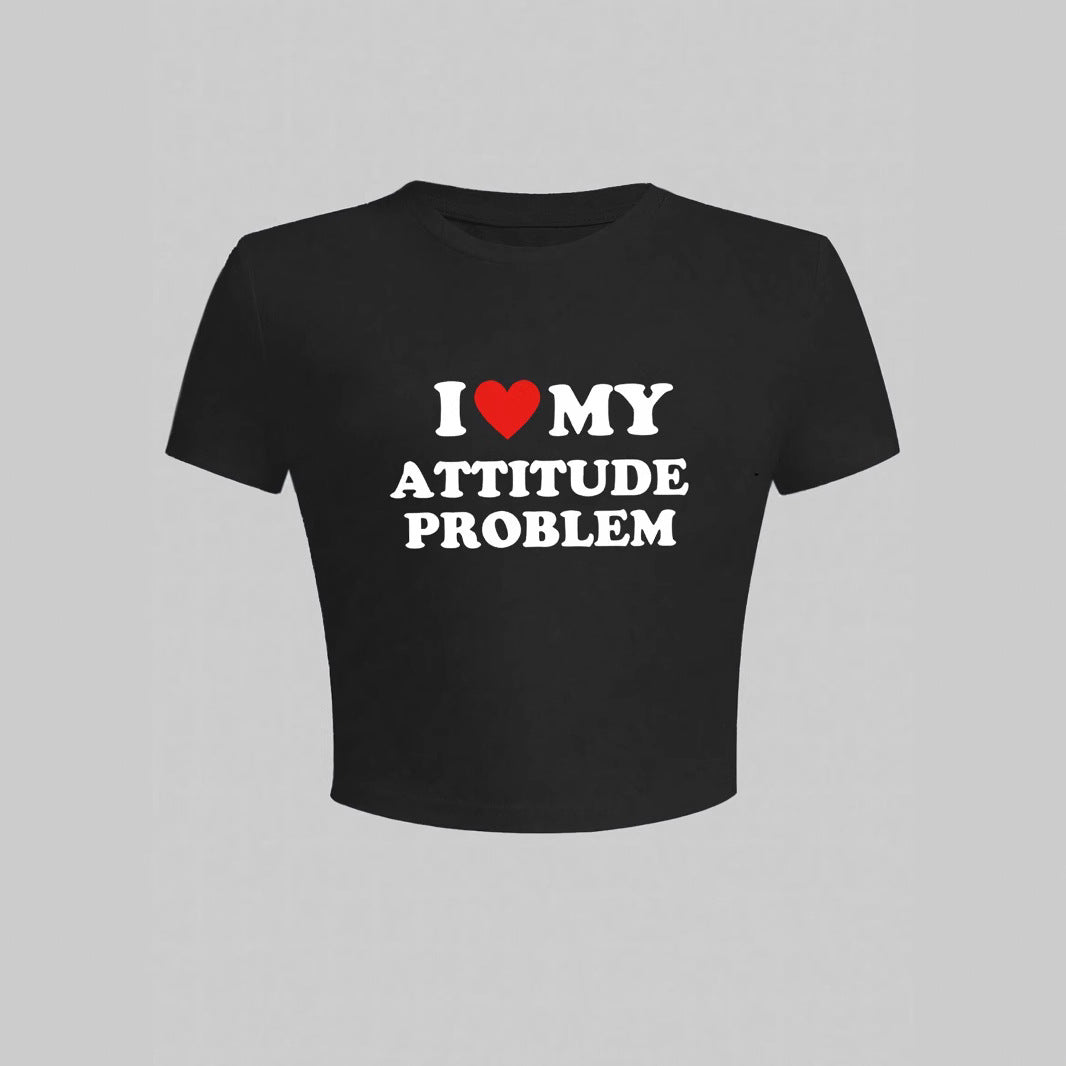 Dame T-shirt med lekfullt kattmotiv och ömma vingar Mirla-Eva Jonsson